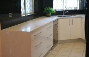 Small Kitchen-Benchtop                                  